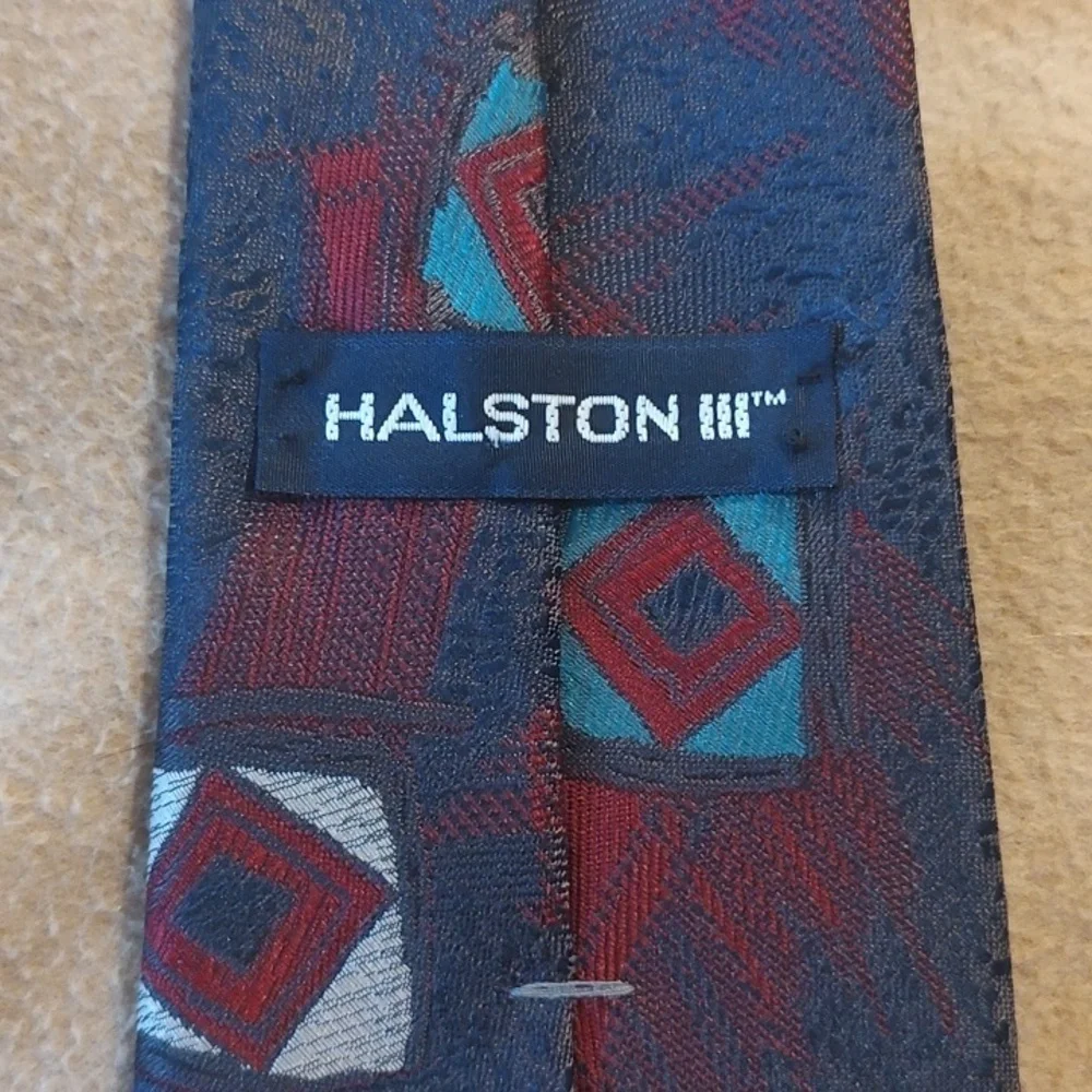 Halston RETRO Silk Texture Geometric Black and Red 4